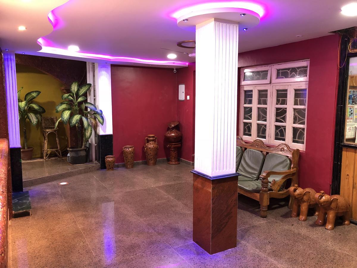 Veronica Resort By The Beach Калангуте Екстериор снимка