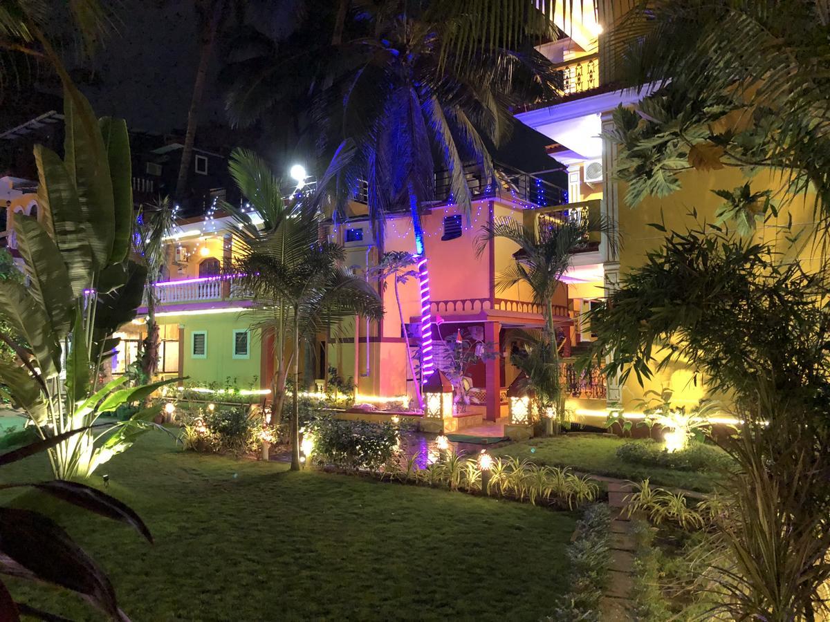 Veronica Resort By The Beach Калангуте Екстериор снимка