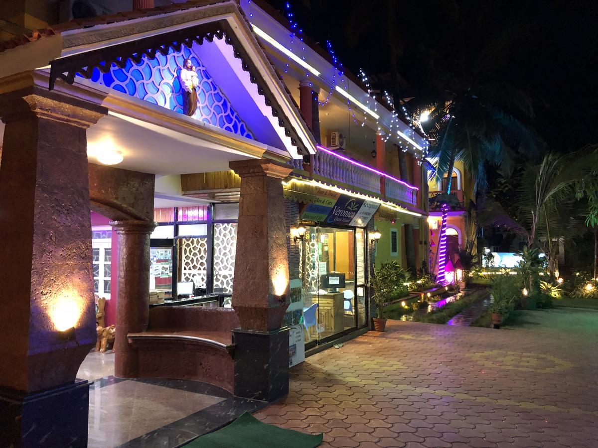 Veronica Resort By The Beach Калангуте Екстериор снимка