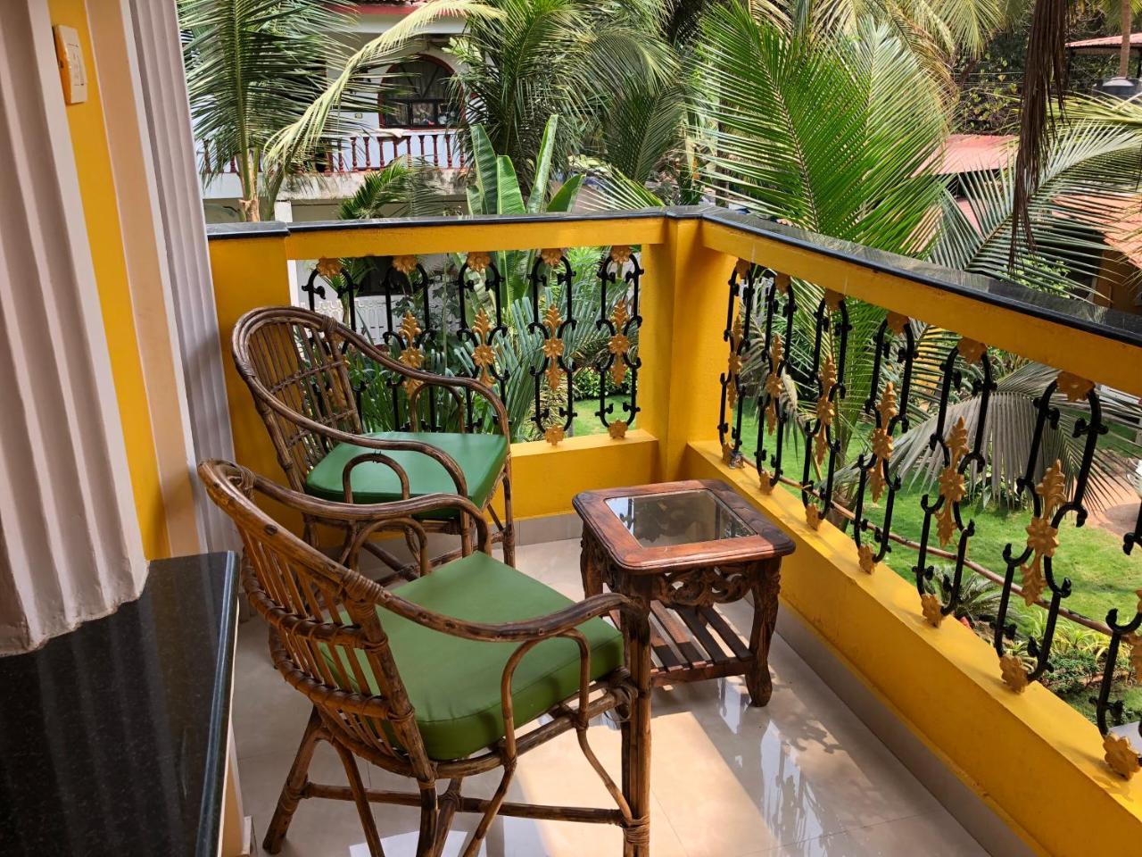 Veronica Resort By The Beach Калангуте Екстериор снимка